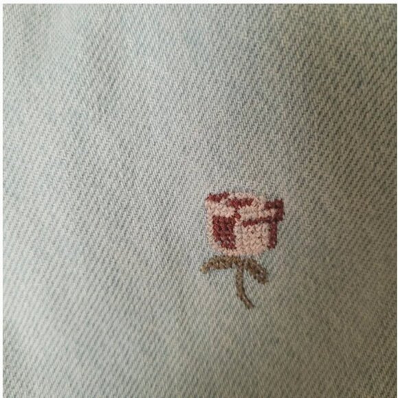 Farm Rio Rose Embroidered Blue Floral Design Jeans size 27 - Picture 7 of 9